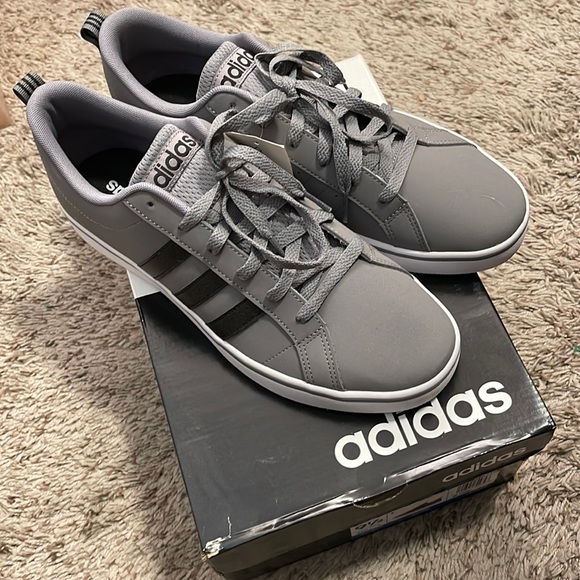 adidas gazelle silver green womens adidas Men's Response Pace Running